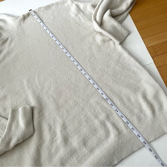 Aritzia Wilfred Free Stargazer Hh Knit Turtleneck Sweater Cream NWT - Picture 11 of 12
